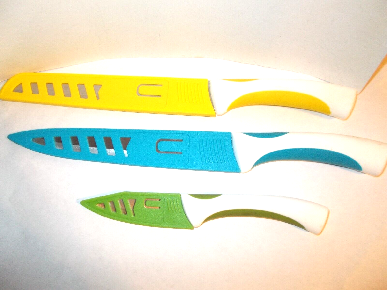 VTG SMART HOME ESSENTIALS FOR LIVING STAINLESS STEEL KITCHEN KNIFE SET W/SHEATHS