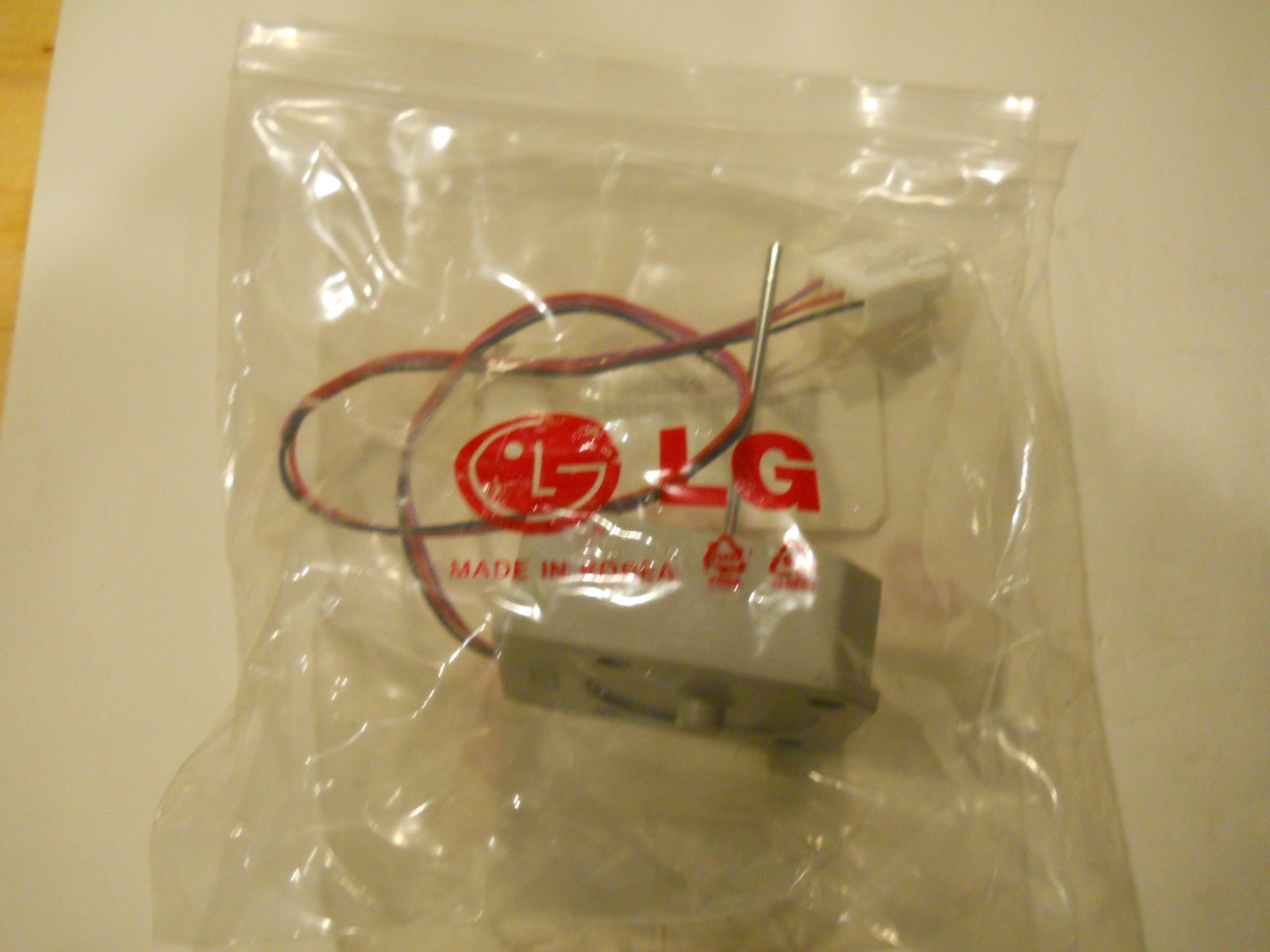 BRAND NEW GENUINE LG OEM MOTOR ASSEMBLY 4681JB1029A FREE SHIPPING
