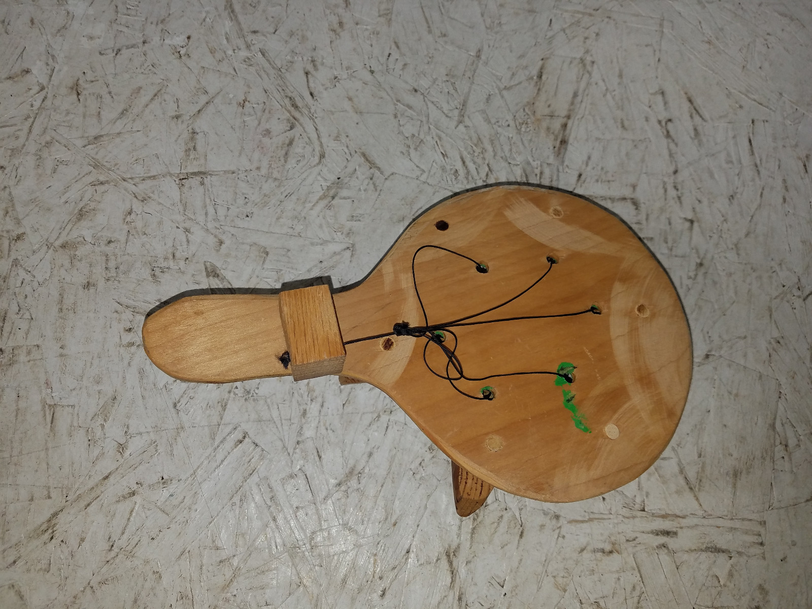 Wood Chicken Hen Pecking Paddle Game Hand  Hand made    NEAT !!!!