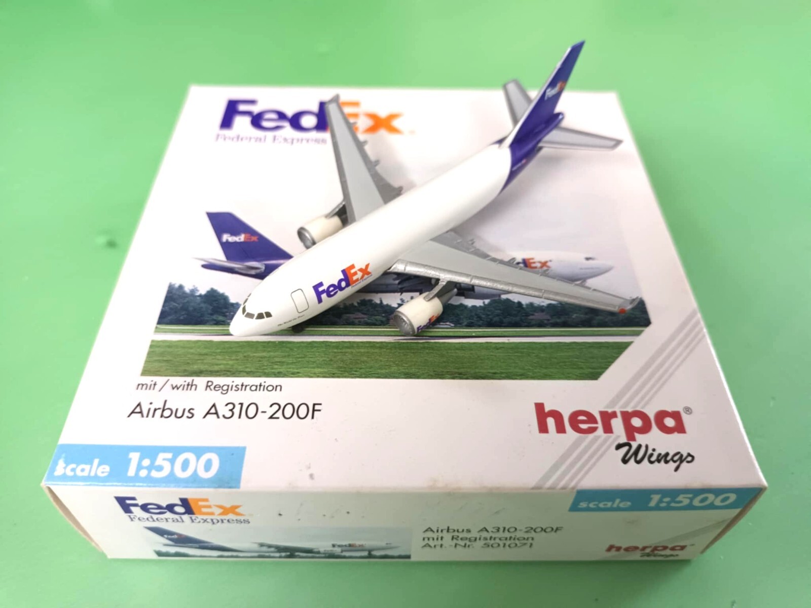 Herpa Wings 1:500 501071 FedEx Federal Express Airbus A310