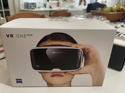 Zeiss One Plus VR Headset