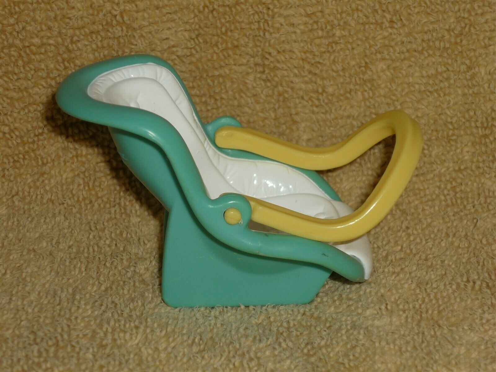 Fisher Price Loving Family Dollhouse Blue & White Baby Carrier Car Seat