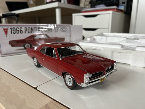 ダイキャスト　1/18 1966 M/T PONTIAC GTO 未開封　レア ダイキャスト 1/18 1966 M/T PONTIAC GTO 未開封 レア - メルカリ
