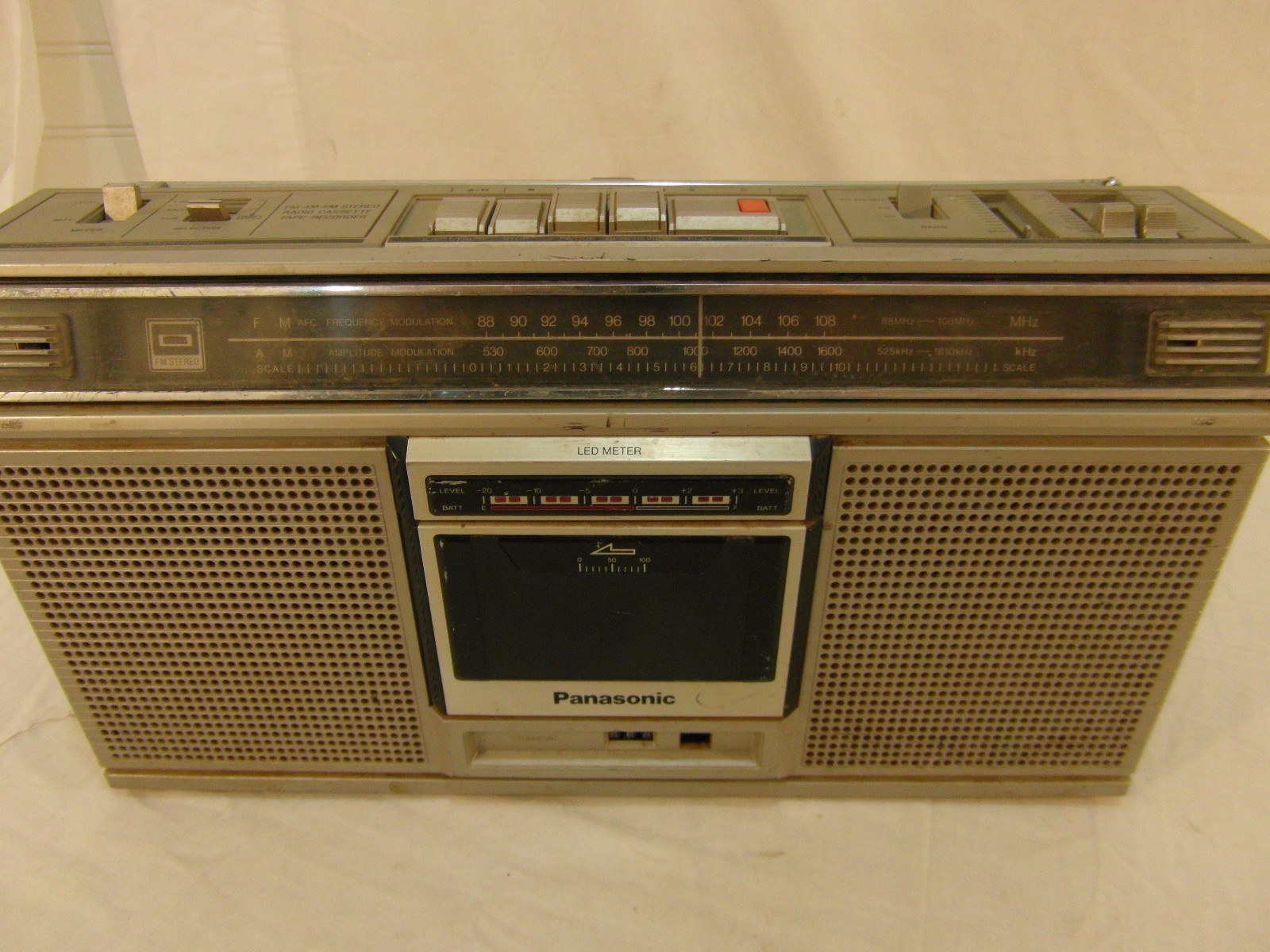 National Panasonic２BANDラジオ　RF-656　1000GX s-l1200.jpg
