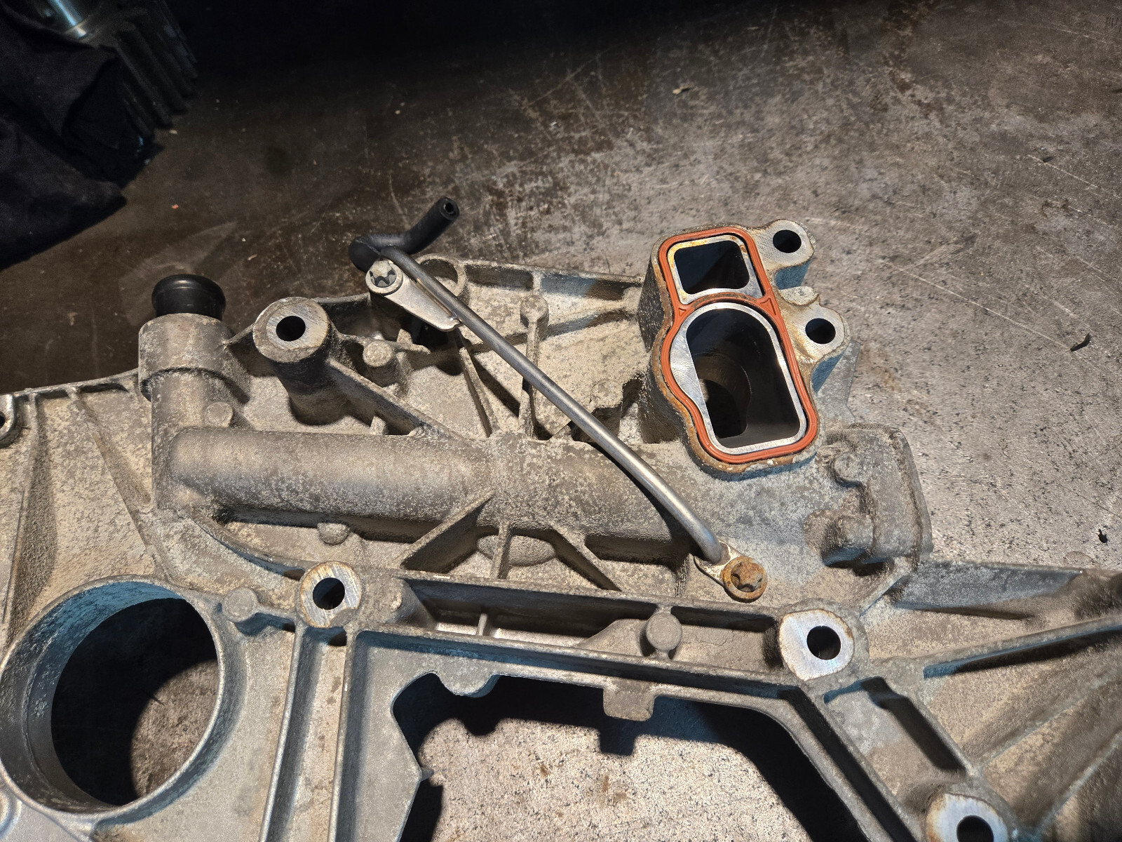 MERCEDES SPRINTER W906 2.1 DIESEL WATER PUMP BRACKET A6512011509 - Picture 11 of 12