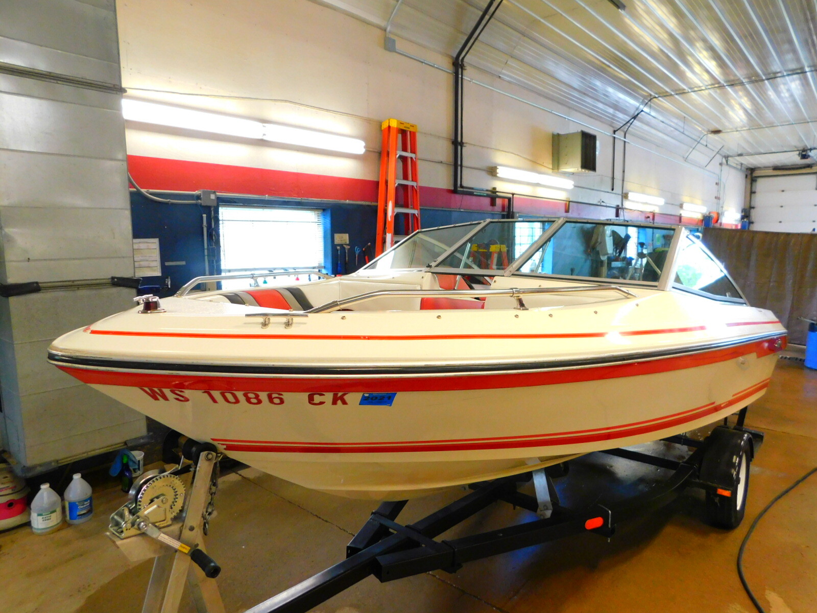 16' Sea Ray 160 BROB 115HP Mercury w/ Miscellaneous Trailer T1286648