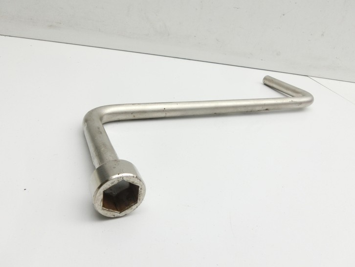 BMW X3 E83 04-06 Original Werkzeug Bordwerkzeug Schlüssel BMW X3 E83 04-06 13.07.2006 6758731 6758731-17... Vorschau 2