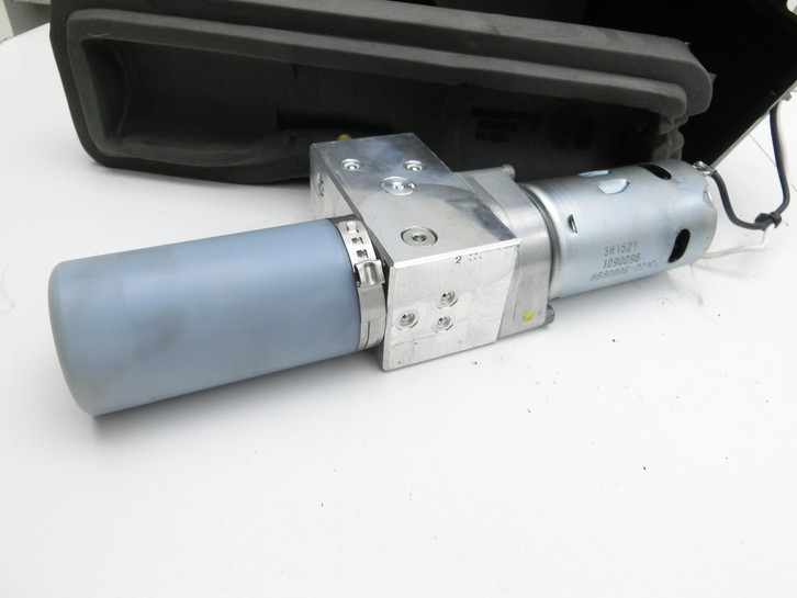Opel Insignia A G09 09-13 Kombi Hydraulikpumpe Elektrische Heckklappe Opel Insignia A G09 09-13 05.10.2012... Vorschau 4