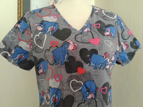 Disney Womens Small Scrub Blue Pink Eeyore Piglet 100% Cotton Pockets Medical