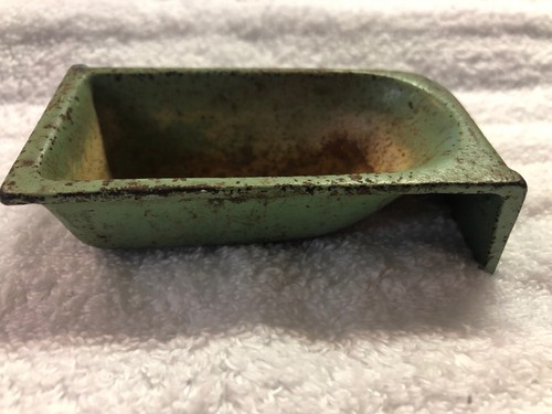Vintage Arcade Crane cast iron bathtub salesman's sample or doll house 4