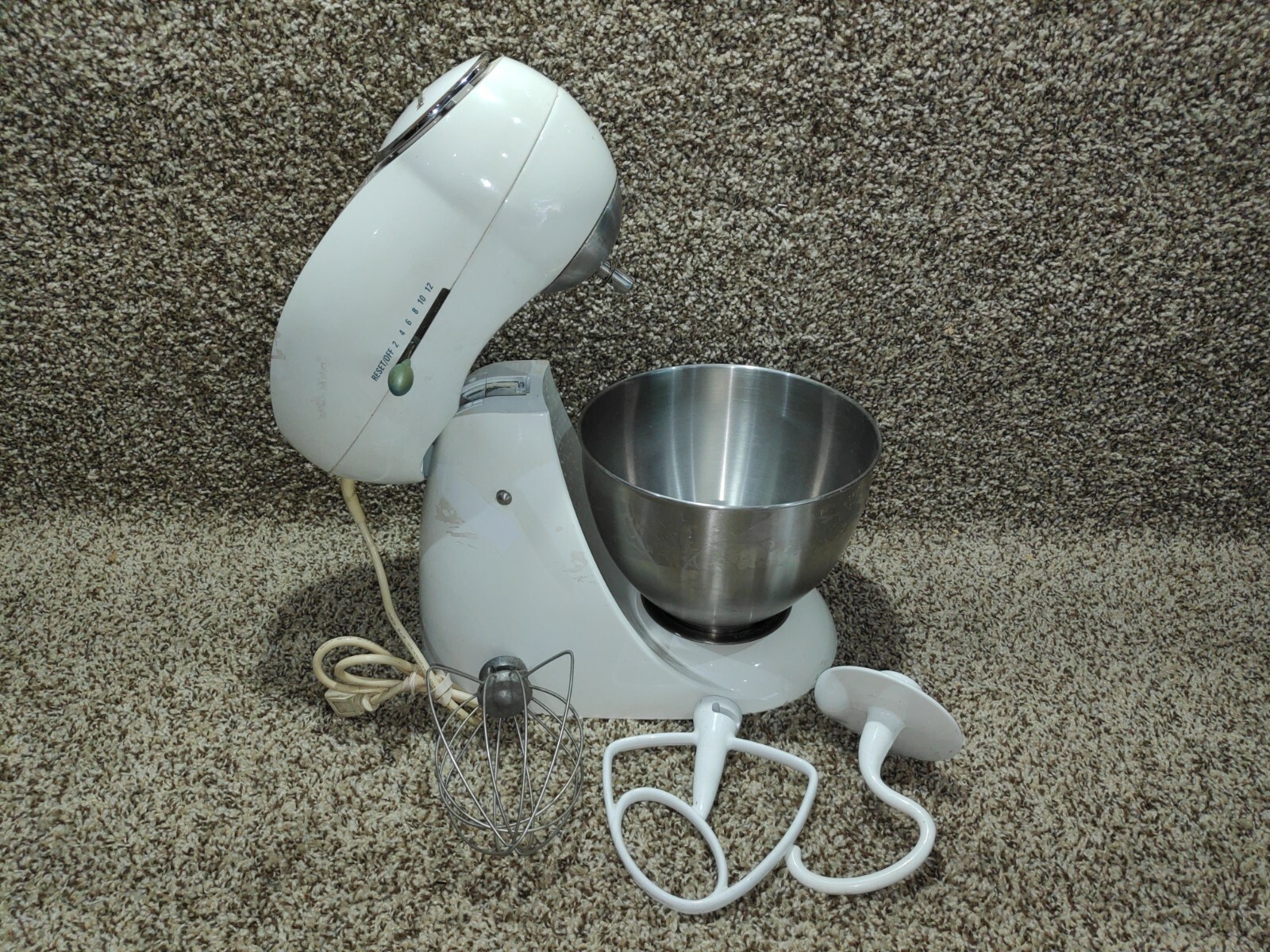 Hamilton Beach-Stand Mixer (63101) 12 speed, Tilt Head Hamilton Beach-Stand Mixer (63101) 12 speed, Tilt Head