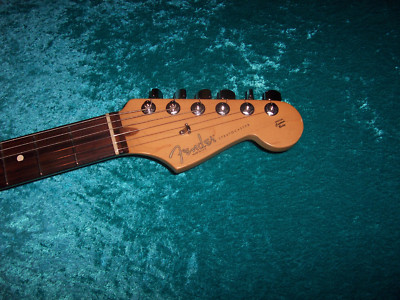 Super Mario Bros USA Fender stratocaster American standard strat nintendo nes