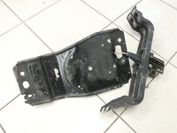 Chrysler Grand Voyager V Ersatzradhalter Reserveradhalter Chrysler Grand Voyager V 09.09.2011 05109667AB gebraucht Vorschau 4