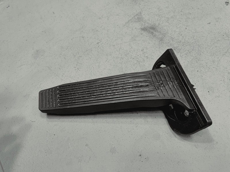 Used 2018 - 2023 Toyota Camry Gas Pedal Accelerator Pad OEM