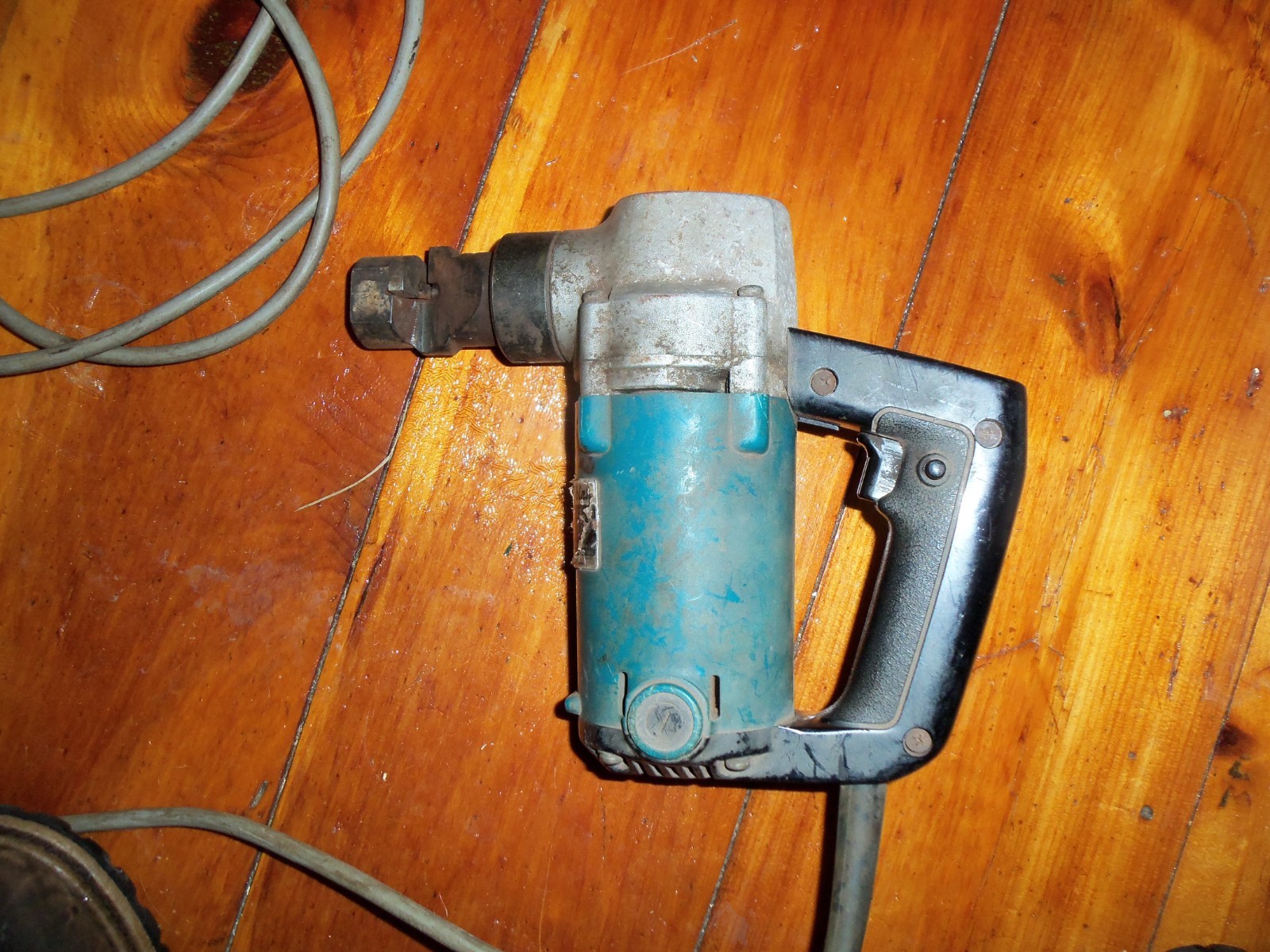 Makita JN3200 Nibbler