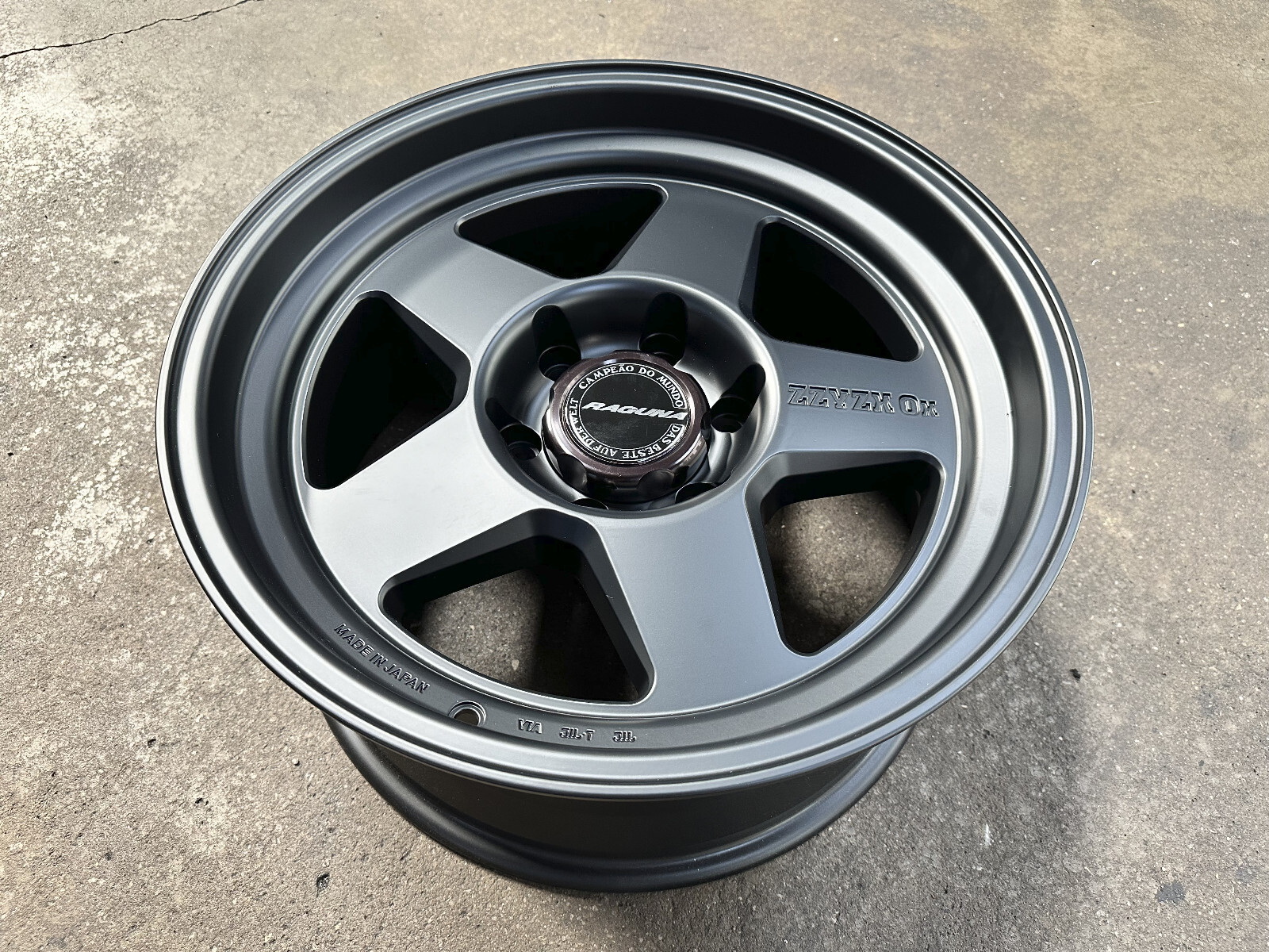 うゆー New 18x9J RAGUNA ZZYZX OX Japan (4 WHEEL) 6x139.7 TACOMA