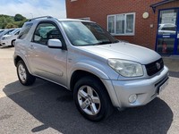 2005 Toyota RAV4 2.0 VVT-i XT-R SUV 3dr Petrol Manual 4WD (207 g/km  147 bhp)