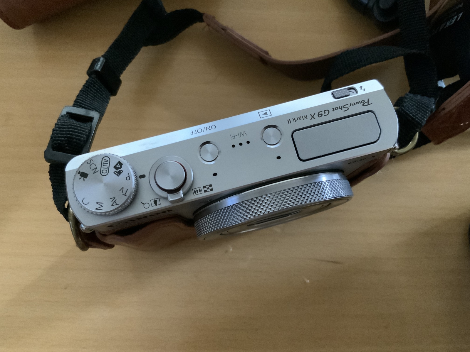Canon PowerShot G9X Mark II 20.1MP Silver Digital Camera in
