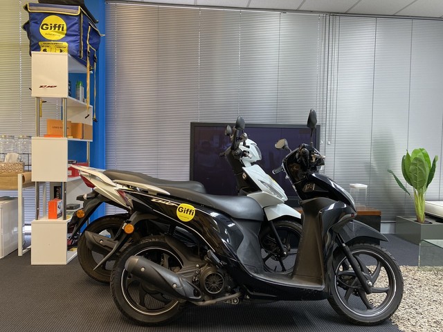 Honda dio sk50m