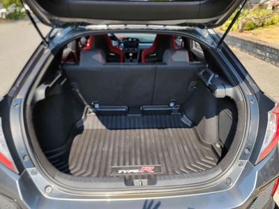 image 3 of interior