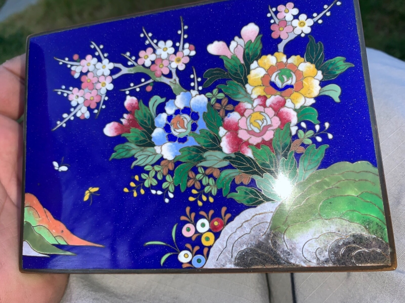 VINTAGE Japanese Cloisonné  Box Landscape Floral
