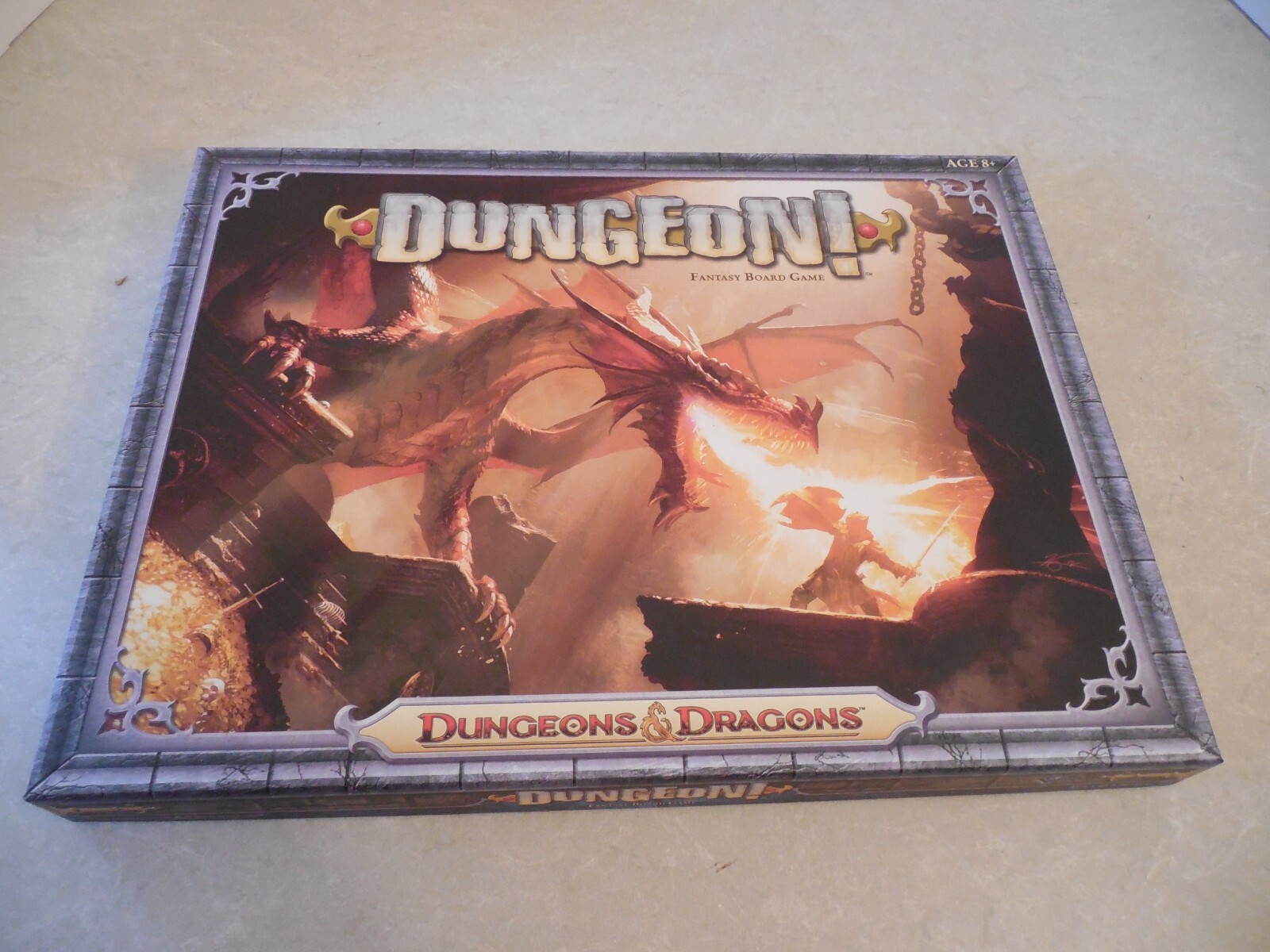 DUNGEONS AND DRAGONS DUNGEON! FANTASY BOARD GAME, 2012
