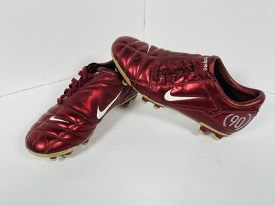 nike soccer cleats 90