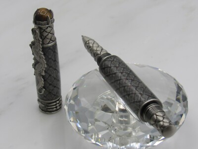 UNIQUE HIGH QUALITY HANDMADE DRAGON SCALES POLYMER CLAY GRAY ROLLER BALL PEN