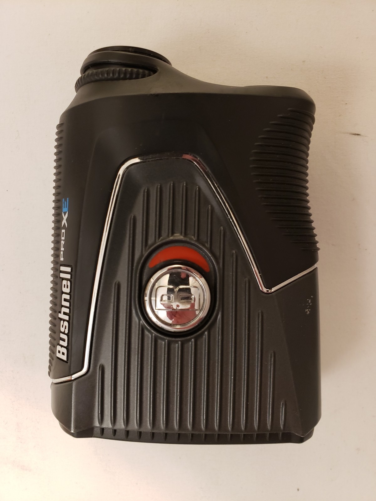 Used - Bushnell Pro XE Laser Range Finder - Slope Switch - Magnetic - Case