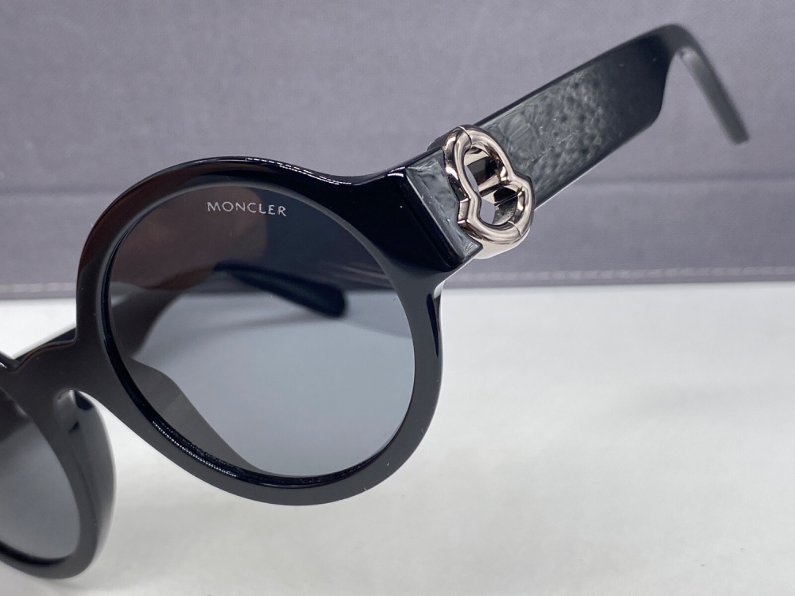 新品 ユニセックスMoncler Atriom Round Sunglasses Sunglasses Moncler ML 0243 Atriom 01A Shiny Blac, Gunmetal