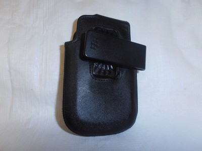 Blackberry Black Leather Belt Holster w/ Magnetic closure & Belt Swivel