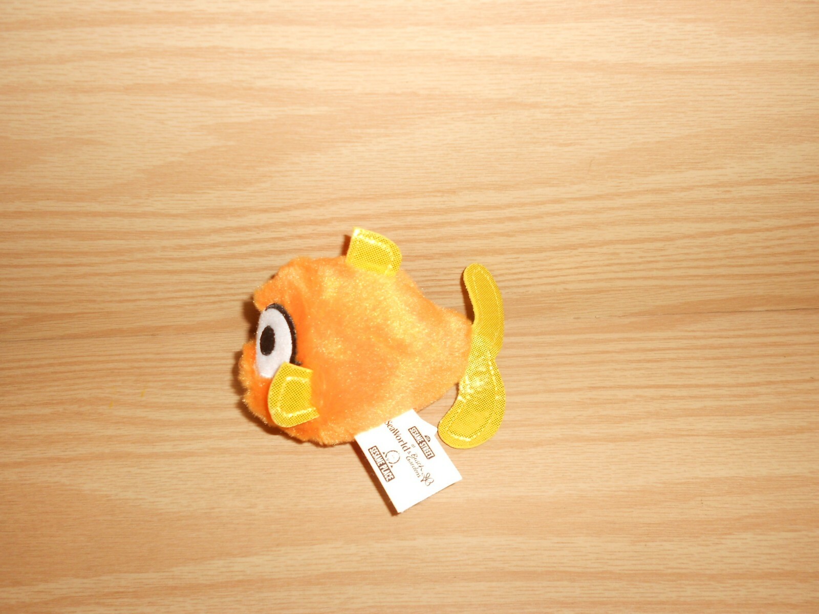 RARE HTF Small 4 1/2