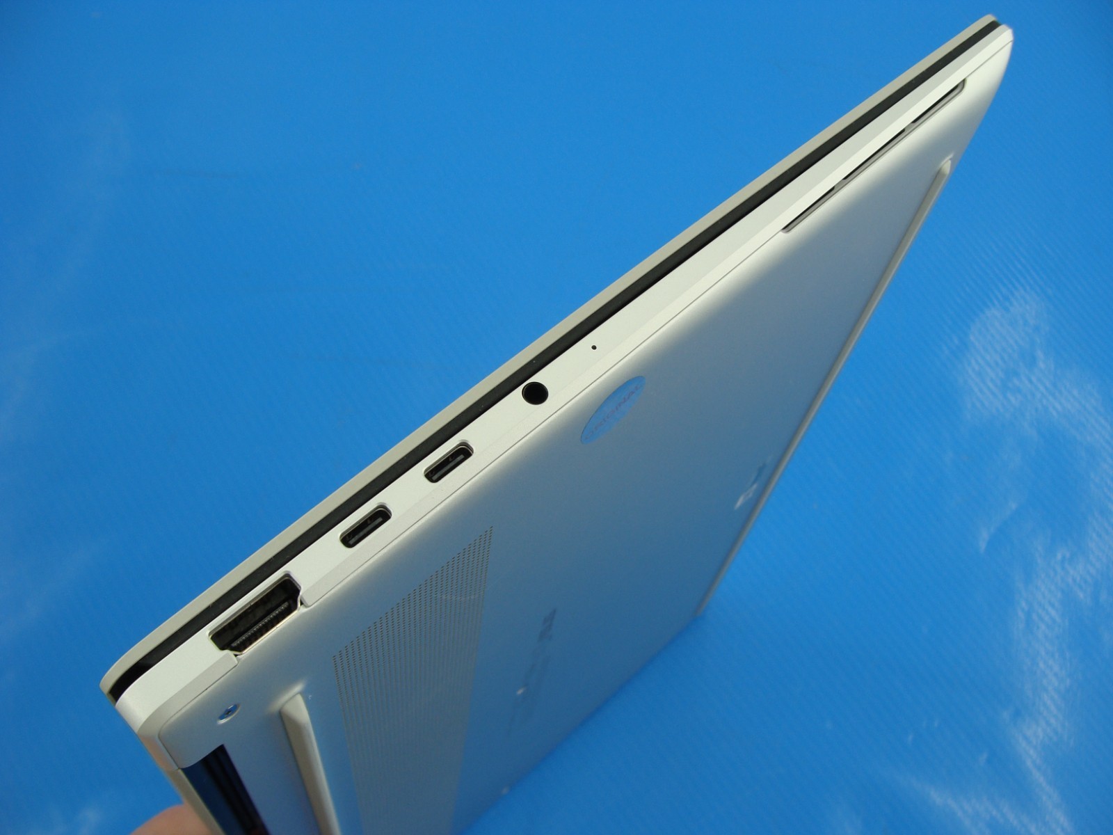 Asus ZenBook S14 UX5406AA 14"OLED 120hz Touch Ultra 9 386H 32GB 1TB 100% Battery - Thumbnail 8