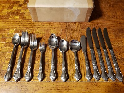 Rogers Stanley Roberts Kings Fancy Stainless 18/8 Flatware 36 pc set new 
