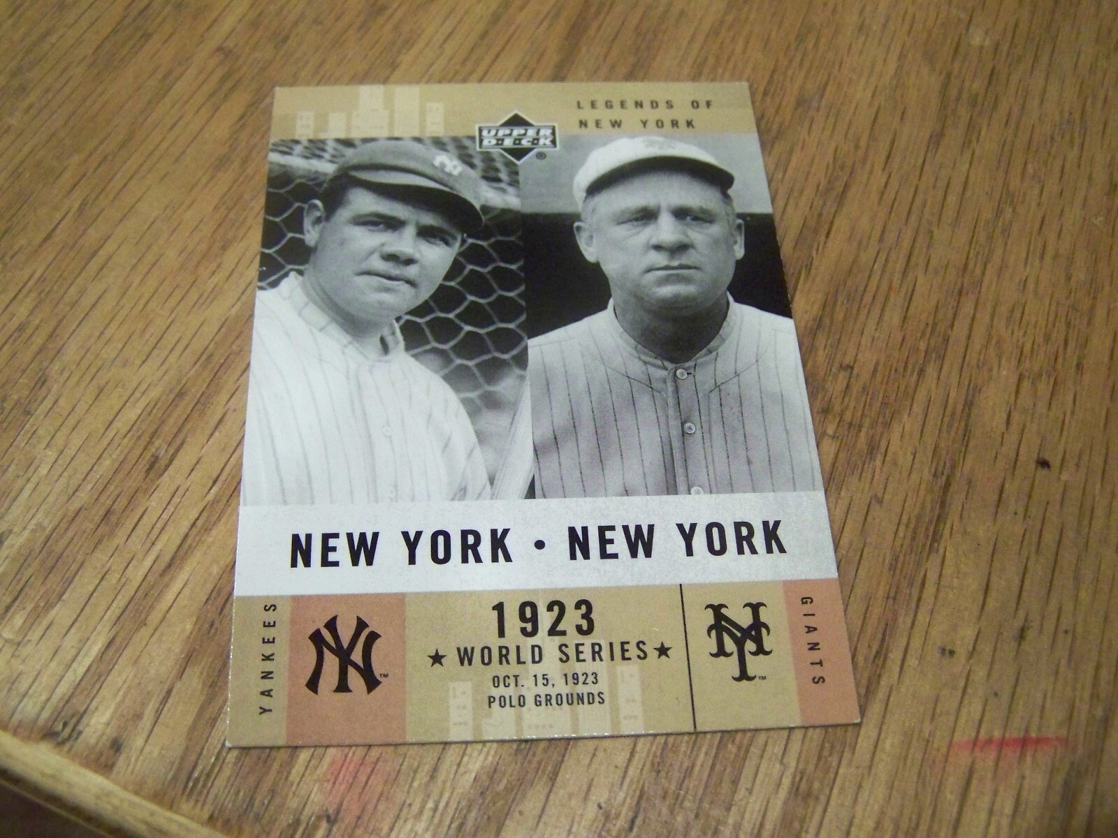 Babe Ruth 記念カード　New York Yankees BABE RUTH LEGENDS OF NEW YORK 1923 WORLD SERIES CARD 2001