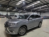2020 Mitsubishi Outlander 2.4h TwinMotor 13.8kWh Exceed CVT 4WD Euro 6 (s/s) 5dr