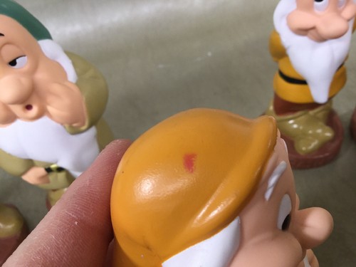 Disney Snow White 7 Dwarves Plastic Collectible Figures