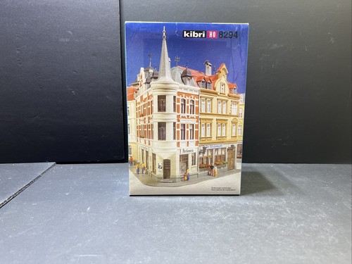 Kibri HO 8350 City corner houseキット Kibri HO 8350 City corner houseキット Kibri HO 8350 City