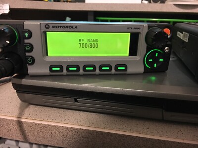 Motorola XTL5000 800Mhz P25 Digital mobile radio M20URS9PW1AN 509288-801484-9. Buy it now for 299.0
