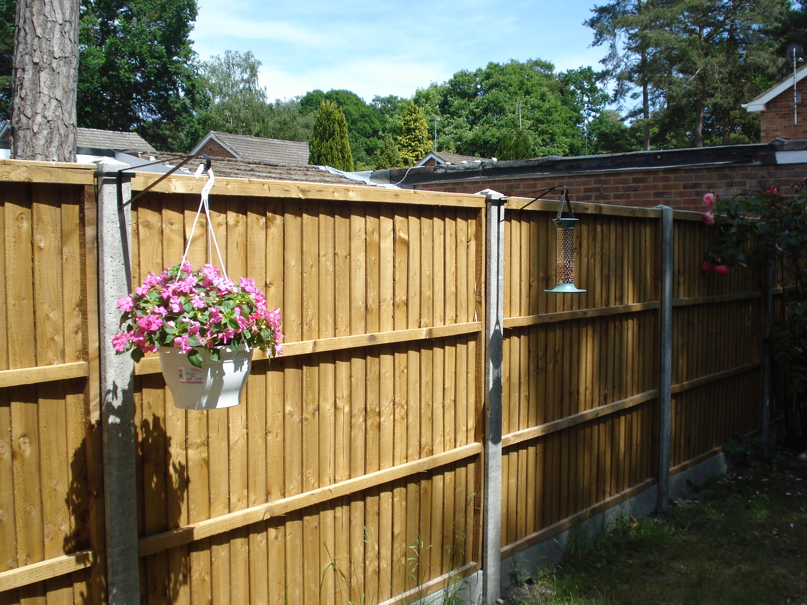 Hanging Basket Brackets for Concrete Fence Posts (Set of 4