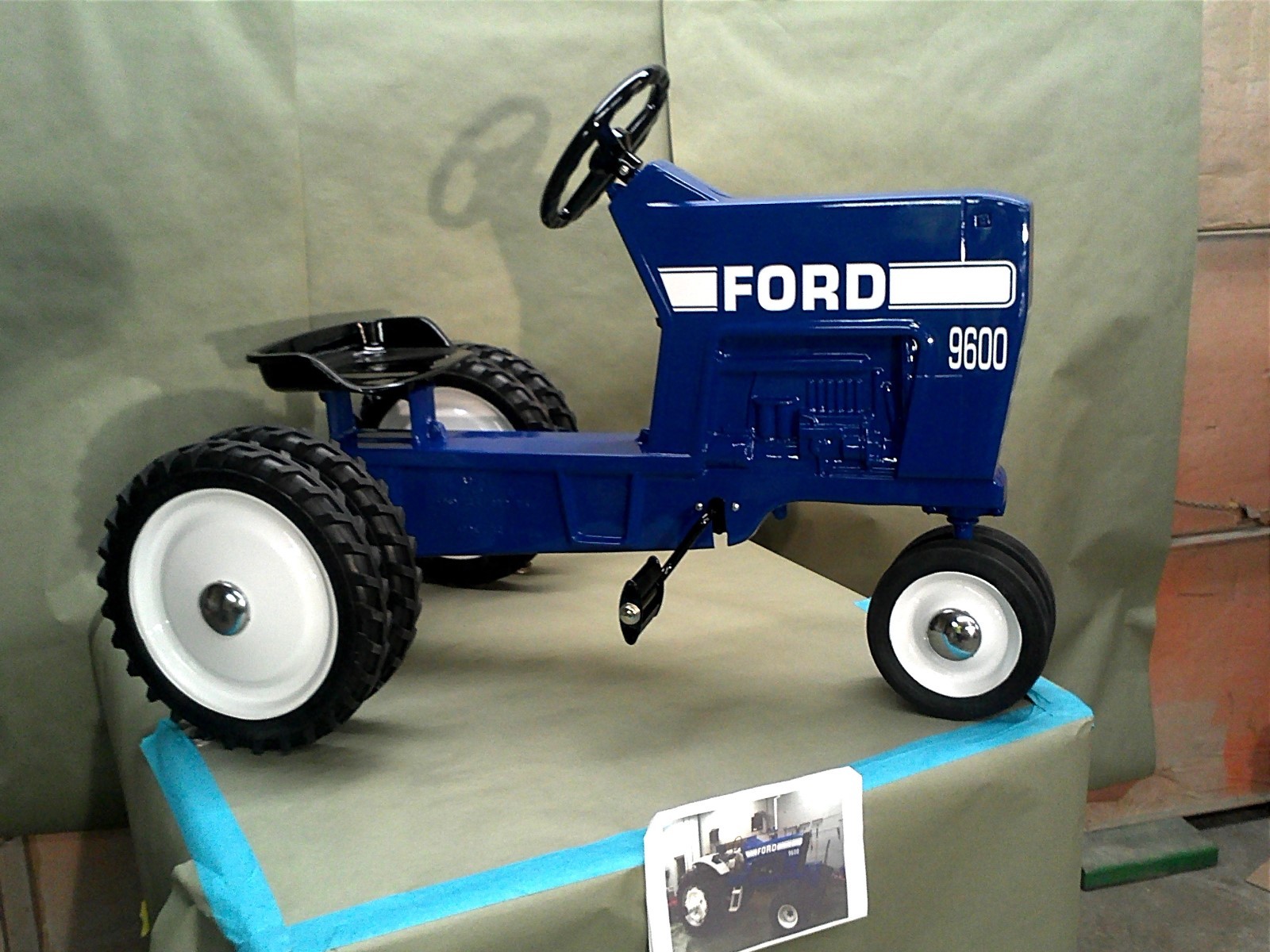 Custom Vintage Ford 8000 Ertl Pedal Tractor 9600 Conversion