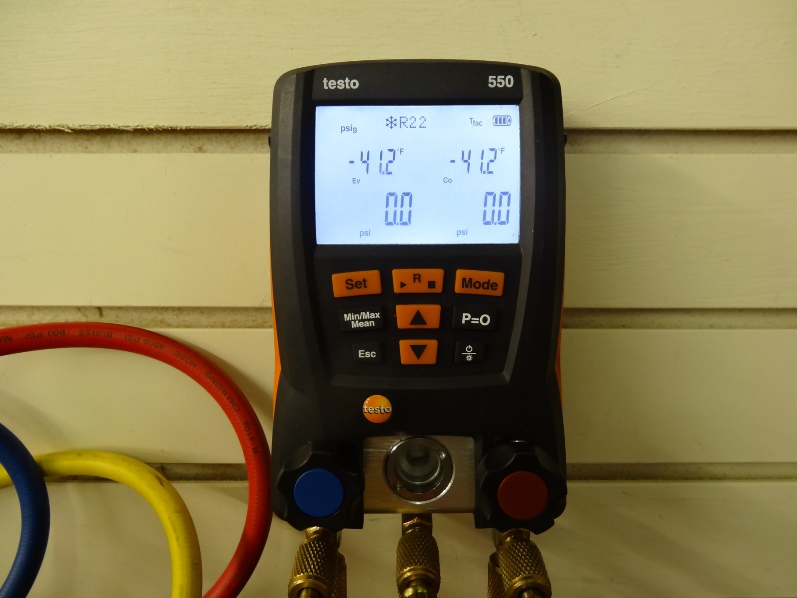 Testo 550 Refrigeration Digital Manifold Kit with Bluetooth