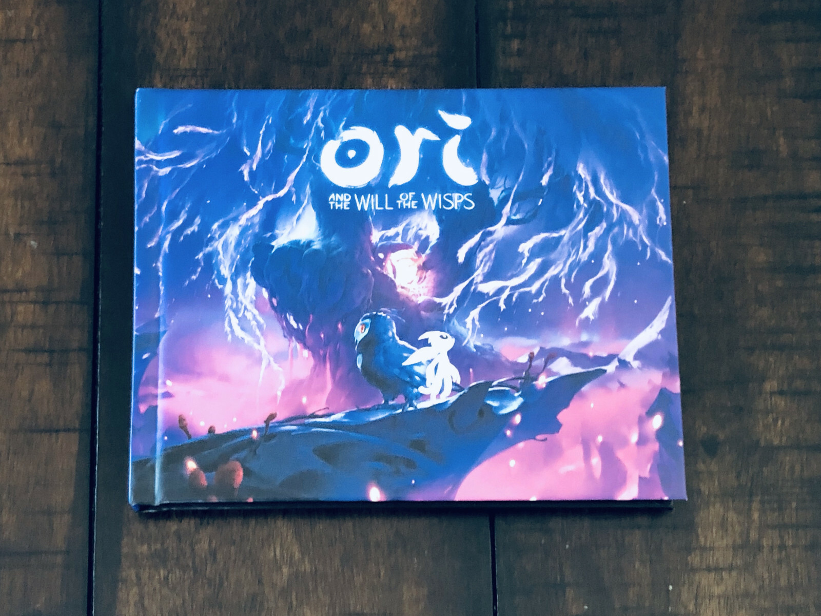 Ori and the Will of the Wisps, Collector's Edition, Art Book Ori and the Will of the Wisps, Collector's Edition, Art Book
