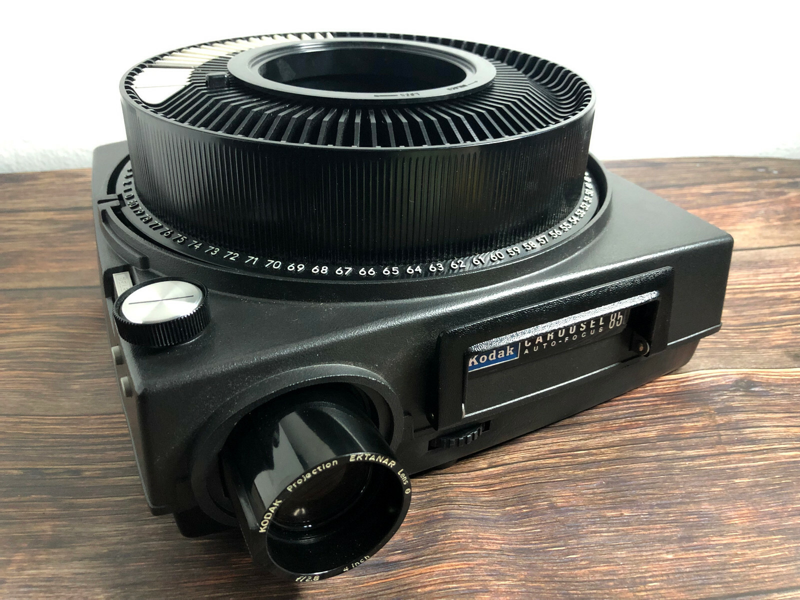 Kodak Slide Projector 850 Carousel AutoFocus With Power Cord & Wired