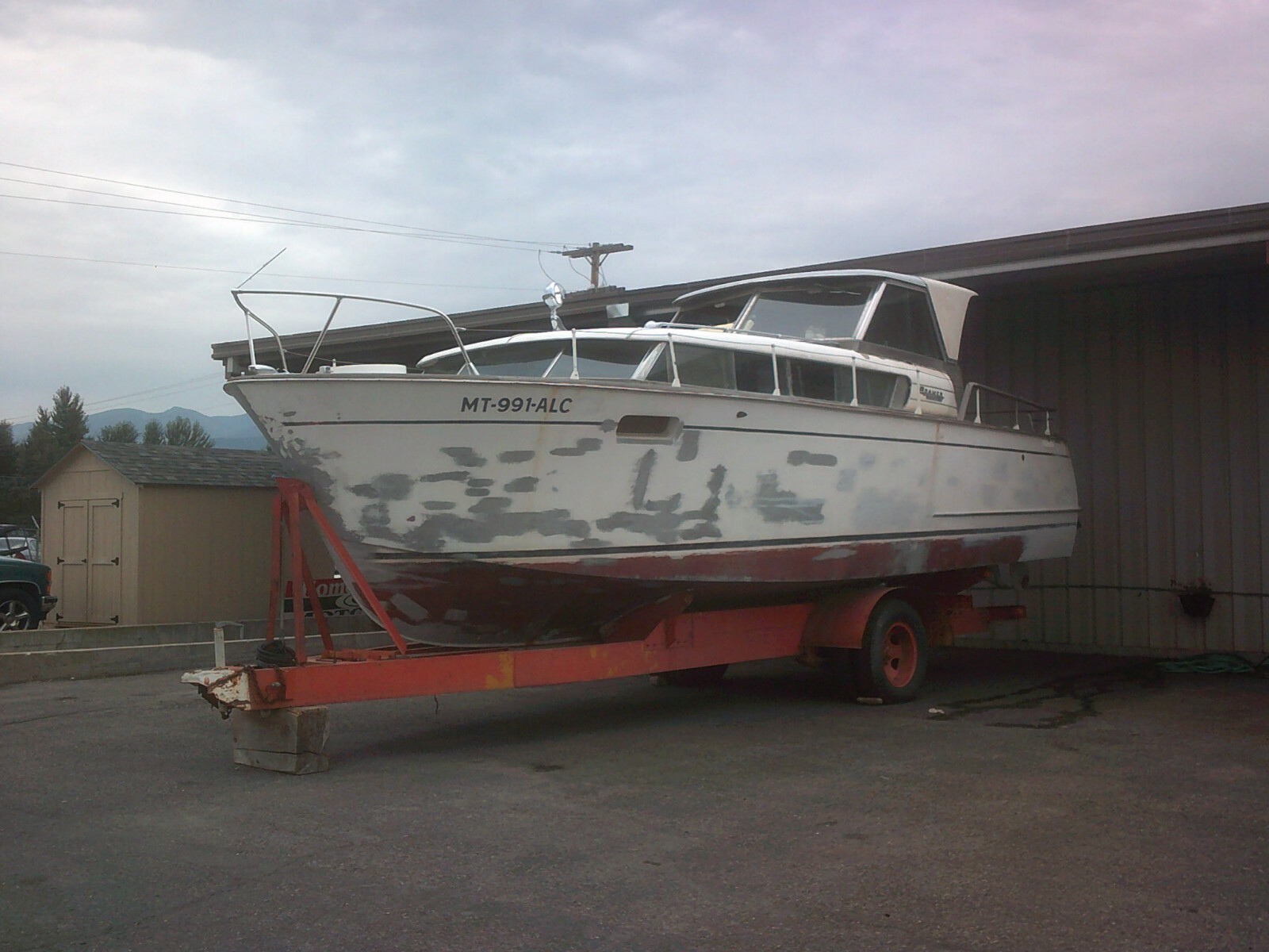 1961 Chris Craft roamer 31 foot **NO RESERVE AUCTION**