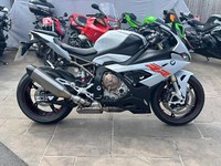 BMW S 1000 RR SPORT 2021 ONLY 2900 MILES,AKRAPOVIC