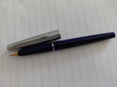Pelikan M 20 Silvexa Saphirblau Kolbenfüller 14C Goldfeder M