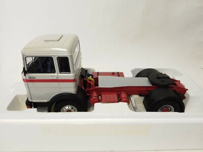 Road Kings Truck Mercedes Benz LPS 1632 1969 1/18 RK180023