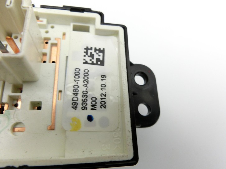 Kia Ceed JD 12-15 Spiegelverstellung Aussenspiegel Schalter Kia Ceed JD 12-15 28.03.2013 93530-A2000 49D480-1000... Vorschau 4