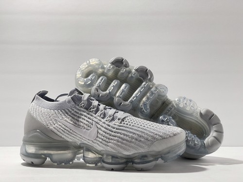 Nike Air VaporMax Flyknit 3 Platinum Womens Size 5.5 Running